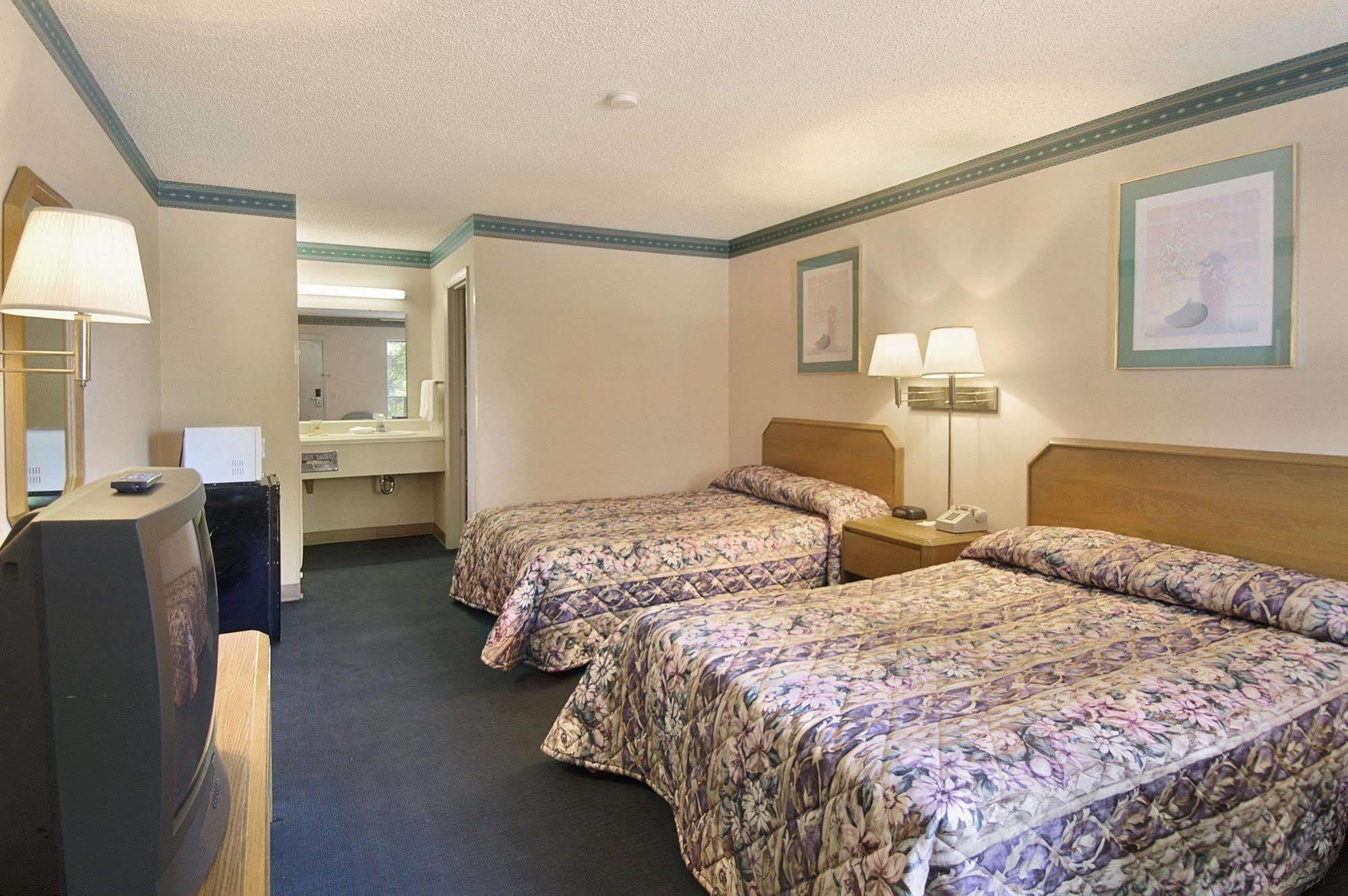 Days Inn Cheraw Szoba fotó