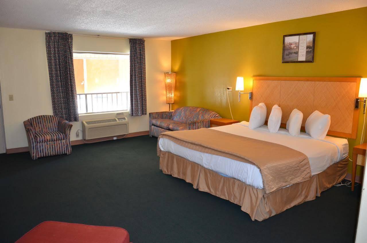 Days Inn Cheraw Kültér fotó