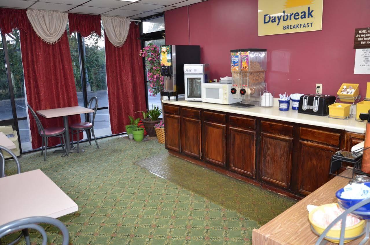 Days Inn Cheraw Kültér fotó